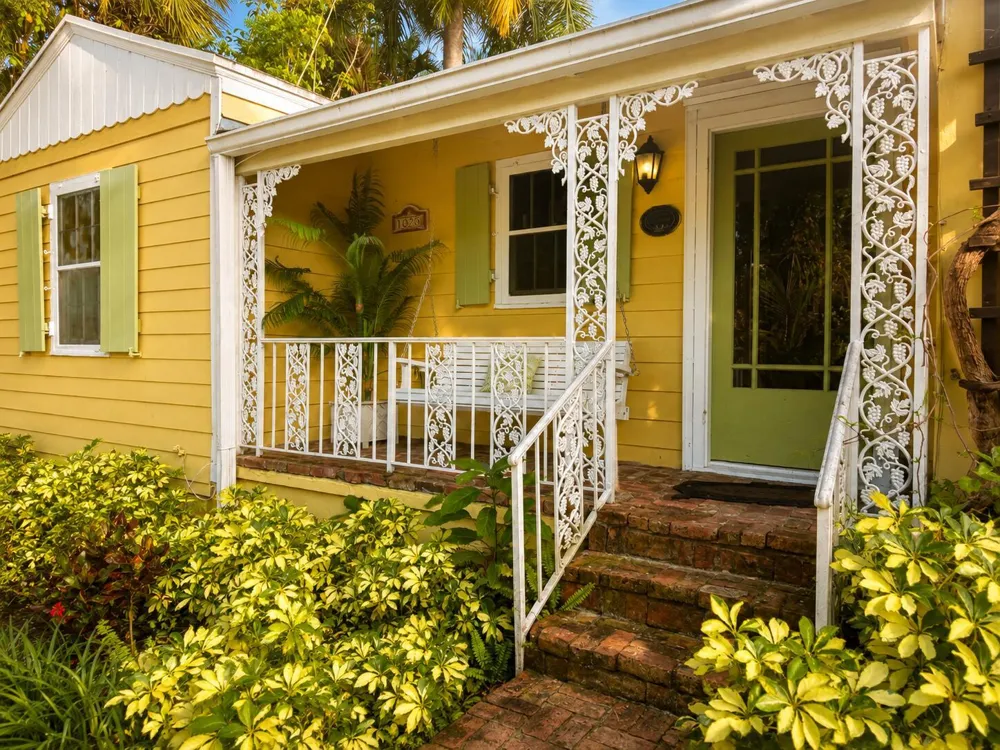 1620 SE 2ND COURT Fort Lauderdale, FL 33301