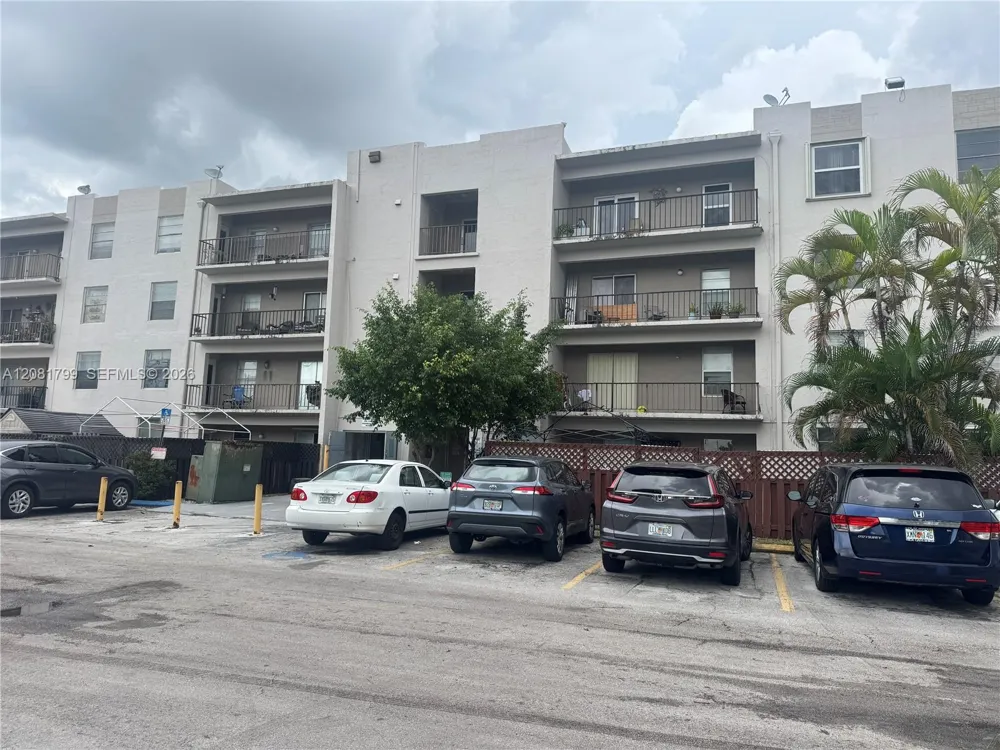 5755 W 20th Ave #201 Hialeah, FL 33012