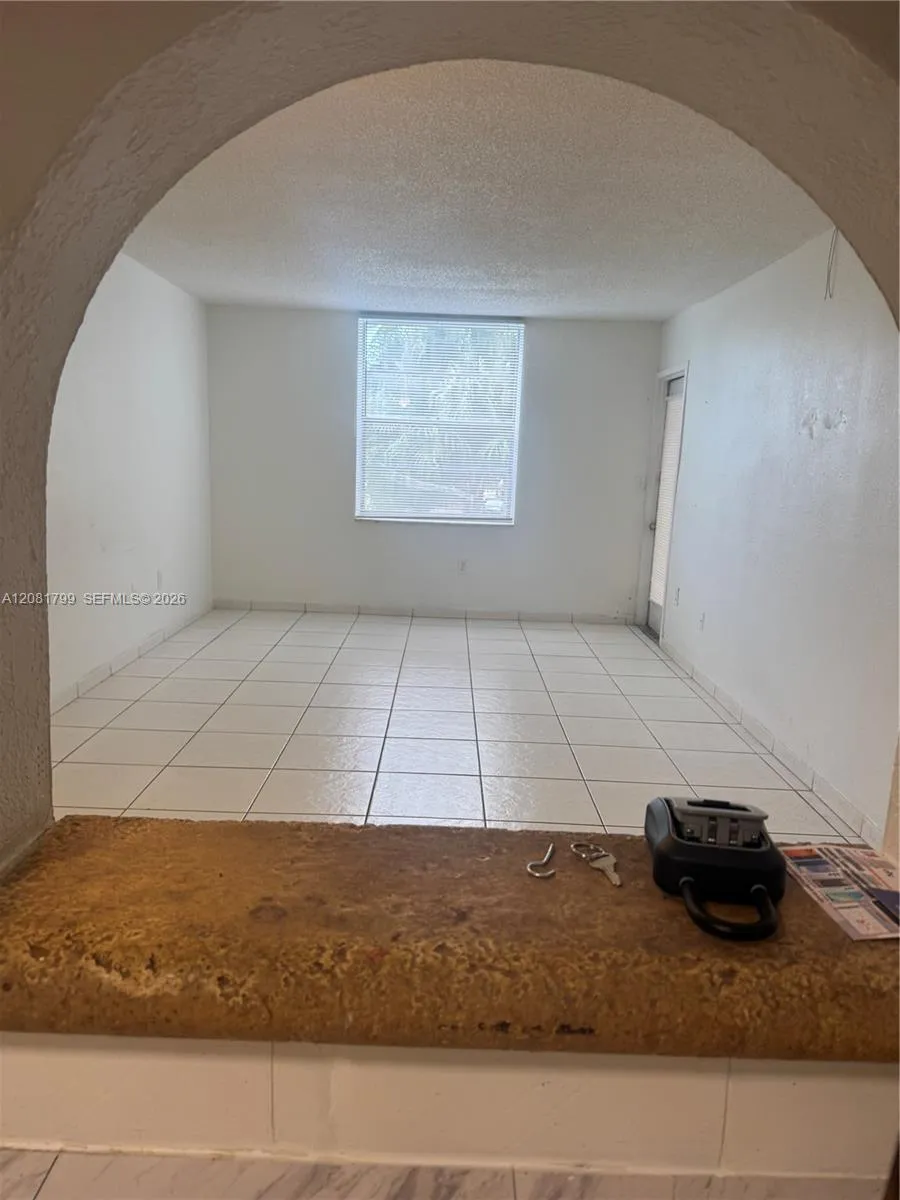 5755 W 20th Ave #201 Hialeah, FL 33012