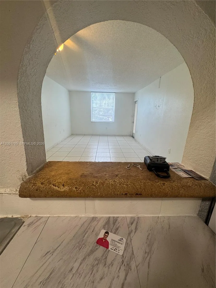 5755 W 20th Ave #201 Hialeah, FL 33012