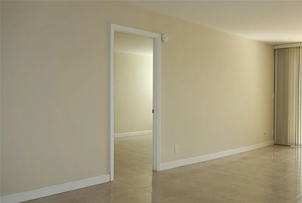2600 S Course Drive #104 Pompano Beach, FL 33069