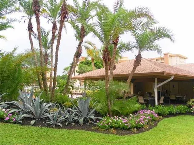 2600 S Course Drive #104 Pompano Beach, FL 33069