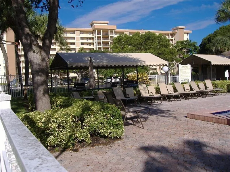2600 S Course Drive #104 Pompano Beach, FL 33069