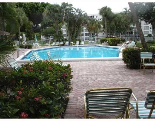 2600 S Course Drive #104 Pompano Beach, FL 33069