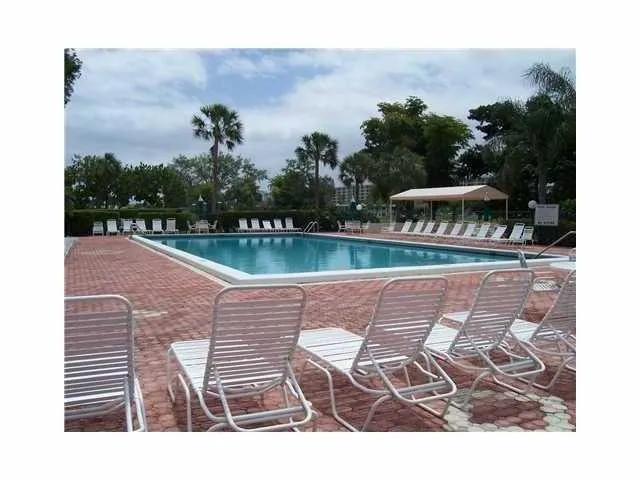 2600 S Course Drive #104 Pompano Beach, FL 33069