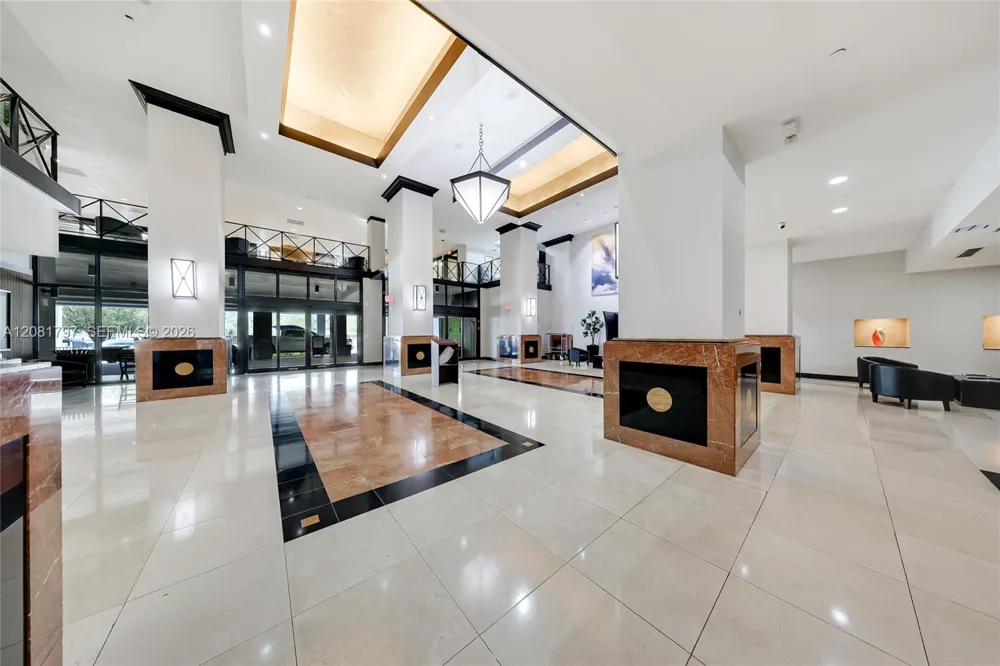 555 NE 15th St #33G Miami, FL 33132