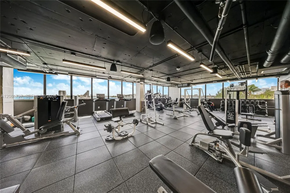 555 NE 15th St #33G Miami, FL 33132