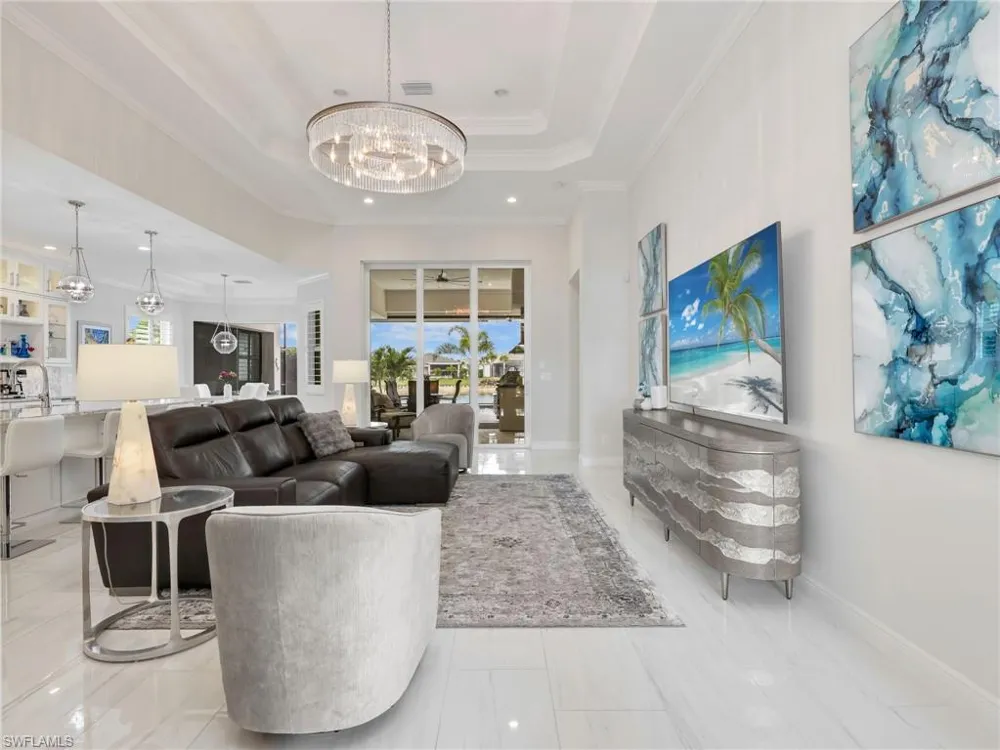 9257 Cayman Drive Naples, FL 34114