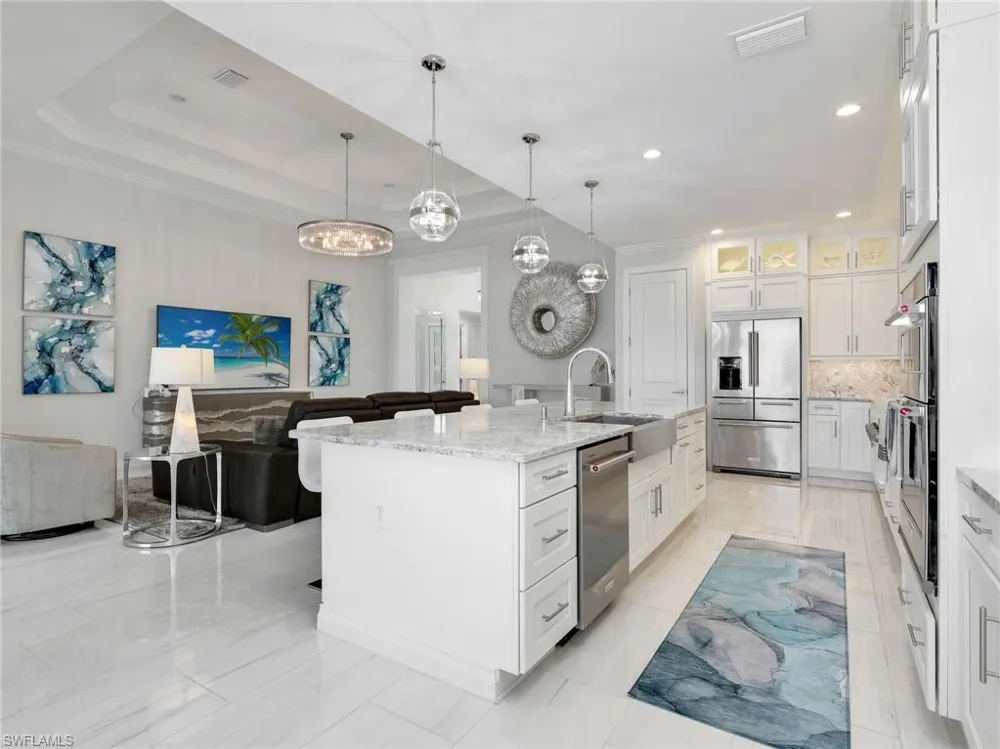 9257 Cayman Drive Naples, FL 34114