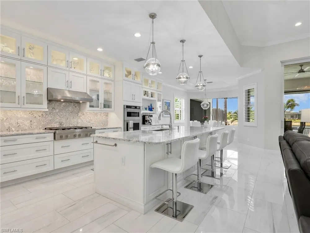 9257 Cayman Drive Naples, FL 34114