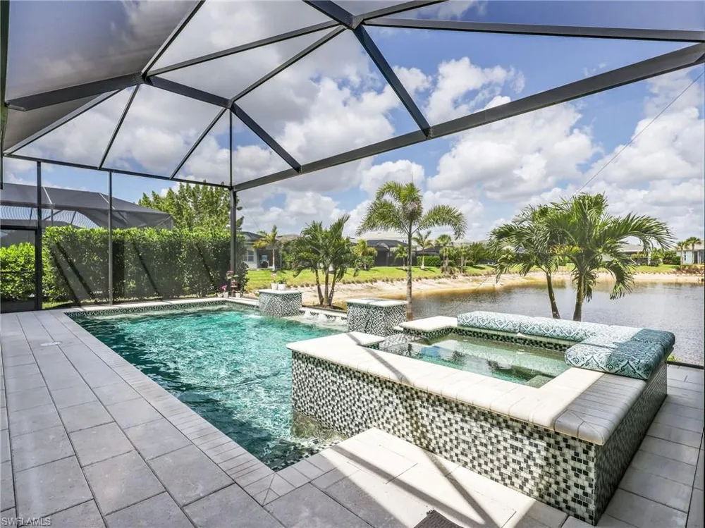 9257 Cayman Drive Naples, FL 34114