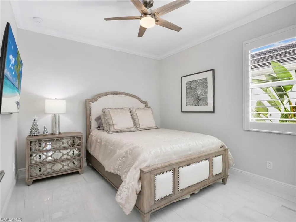 9257 Cayman Drive Naples, FL 34114