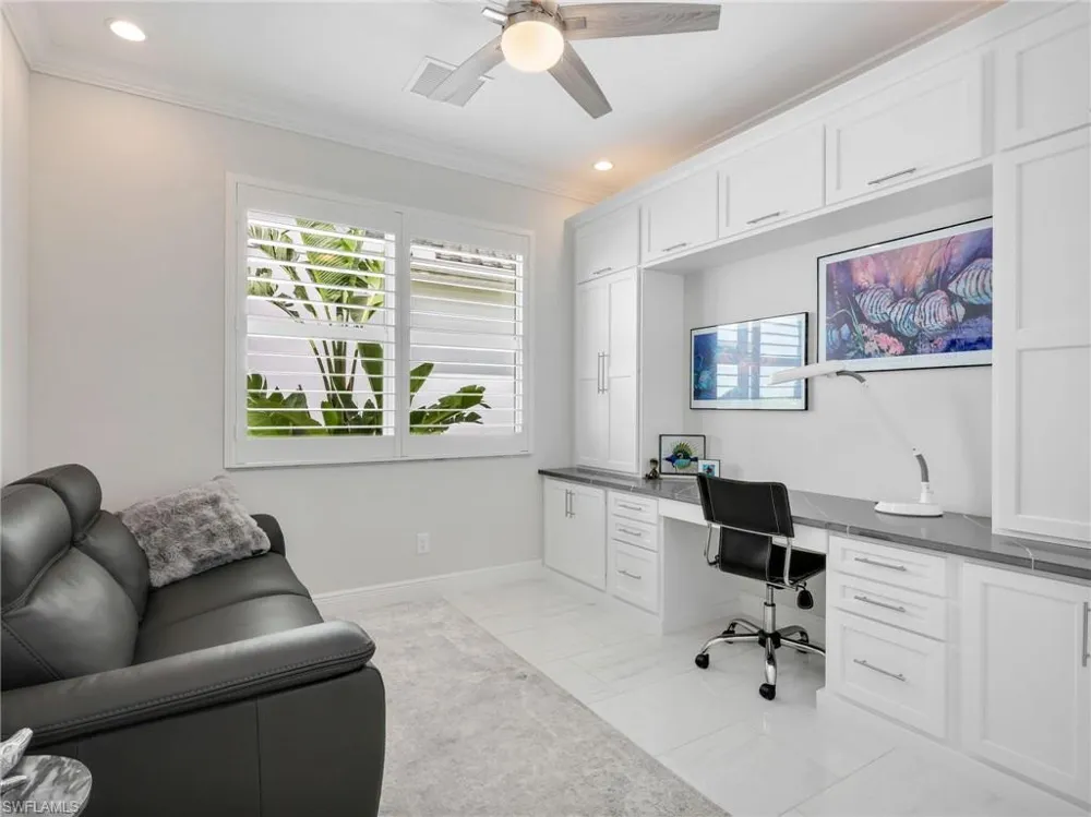 9257 Cayman Drive Naples, FL 34114