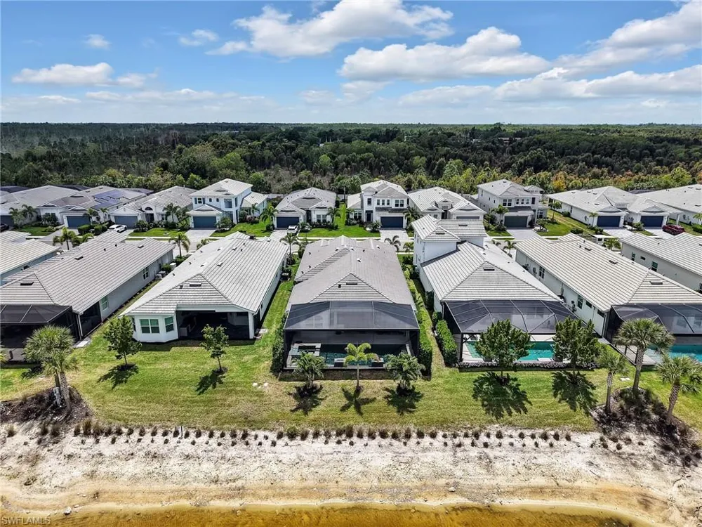 9257 Cayman Drive Naples, FL 34114