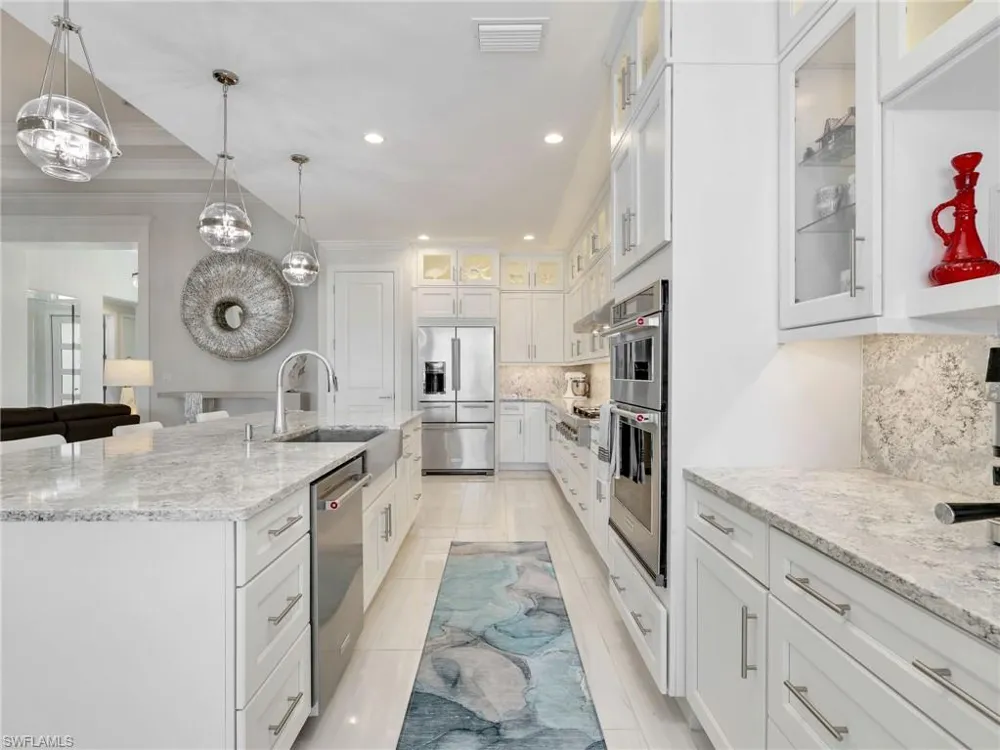 9257 Cayman Drive Naples, FL 34114