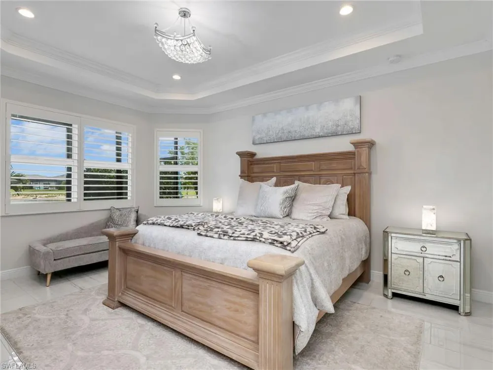 9257 Cayman Drive Naples, FL 34114