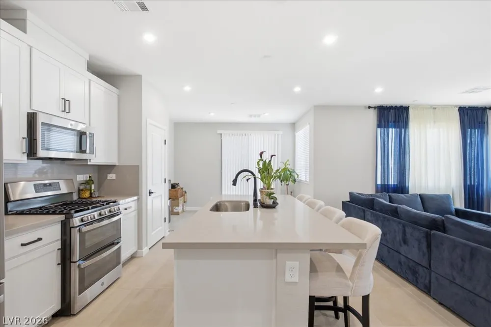 9276 Litvin Street Las Vegas, NV 89166