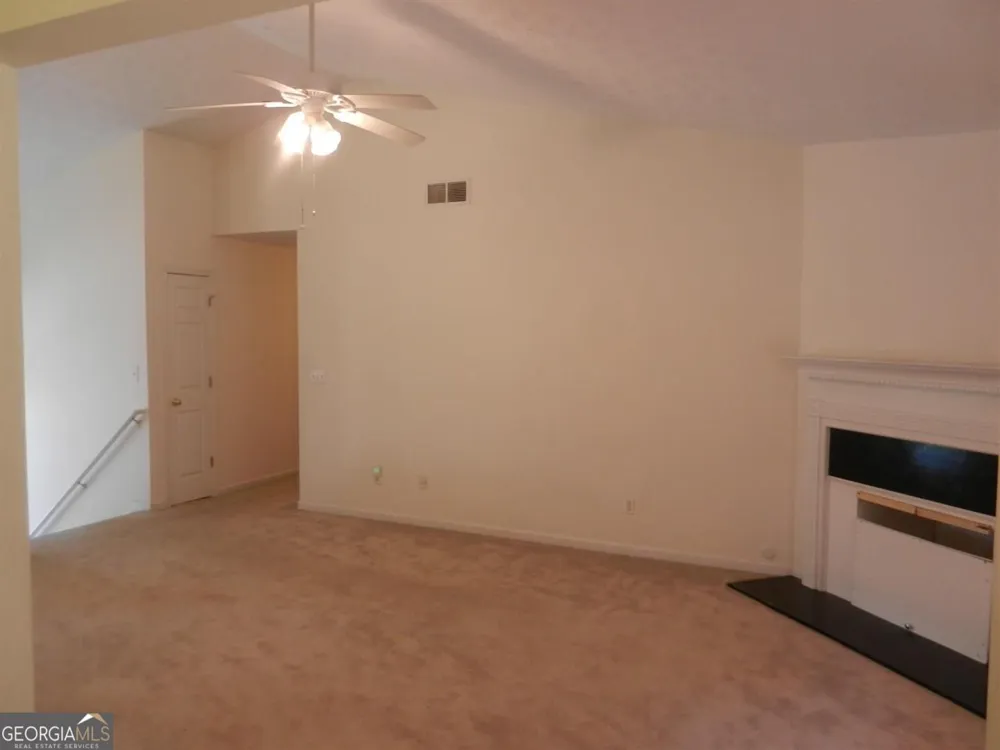 2506 Kris XING Ellenwood, GA 30294
