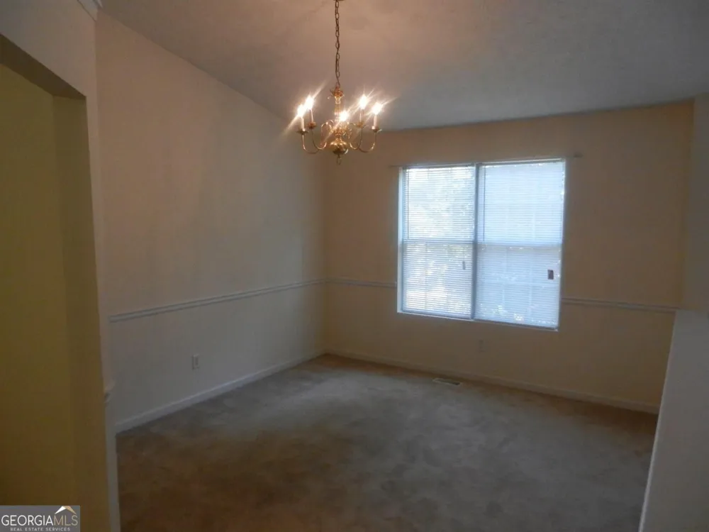 2506 Kris XING Ellenwood, GA 30294