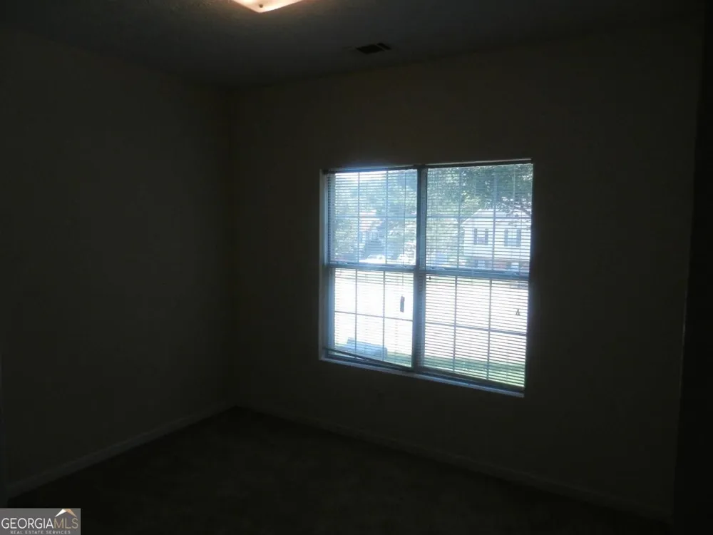 2506 Kris XING Ellenwood, GA 30294