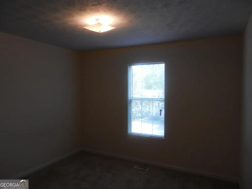 2506 Kris XING Ellenwood, GA 30294