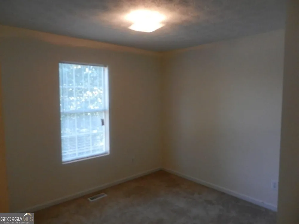 2506 Kris XING Ellenwood, GA 30294