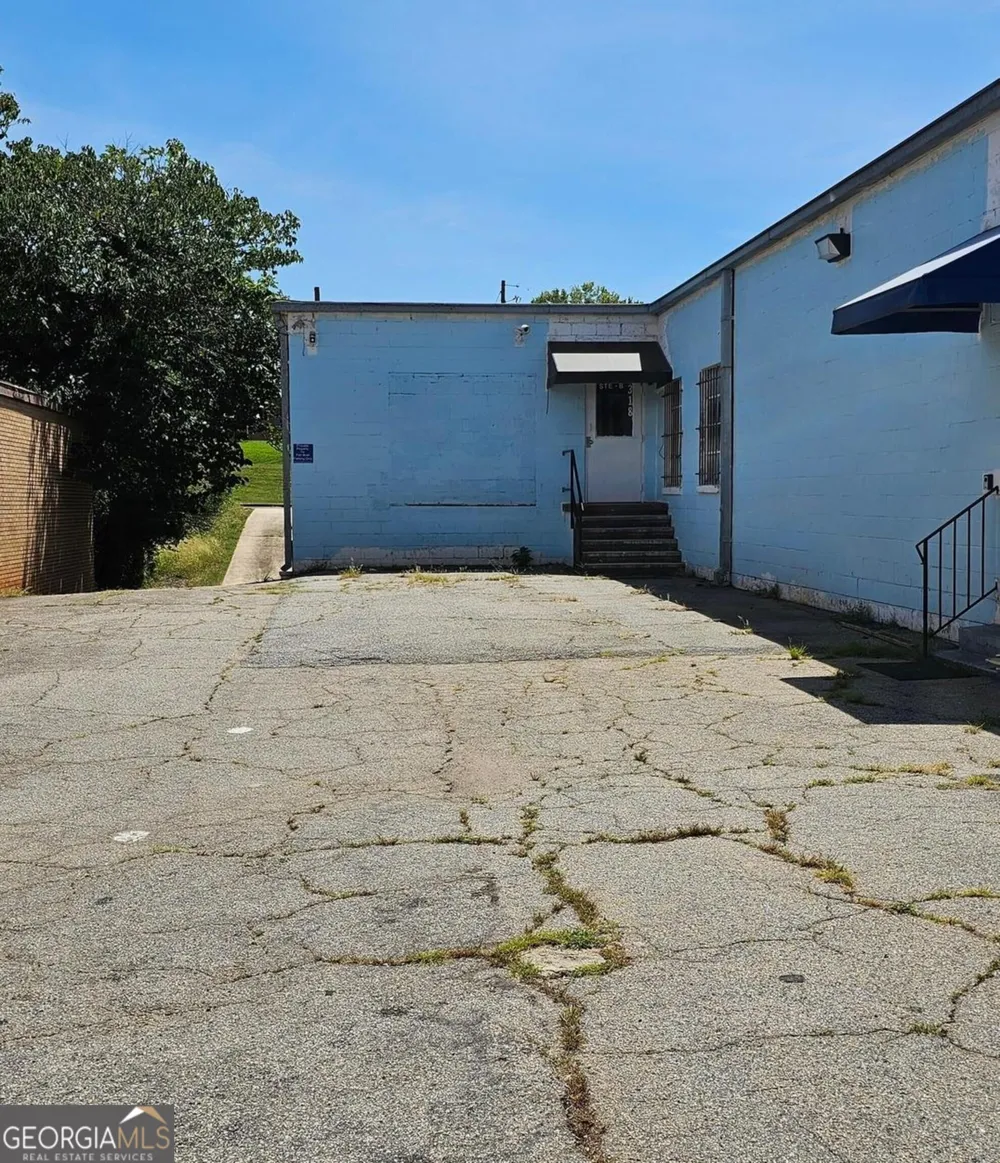 318 E Solomon ST Griffin, GA 30223