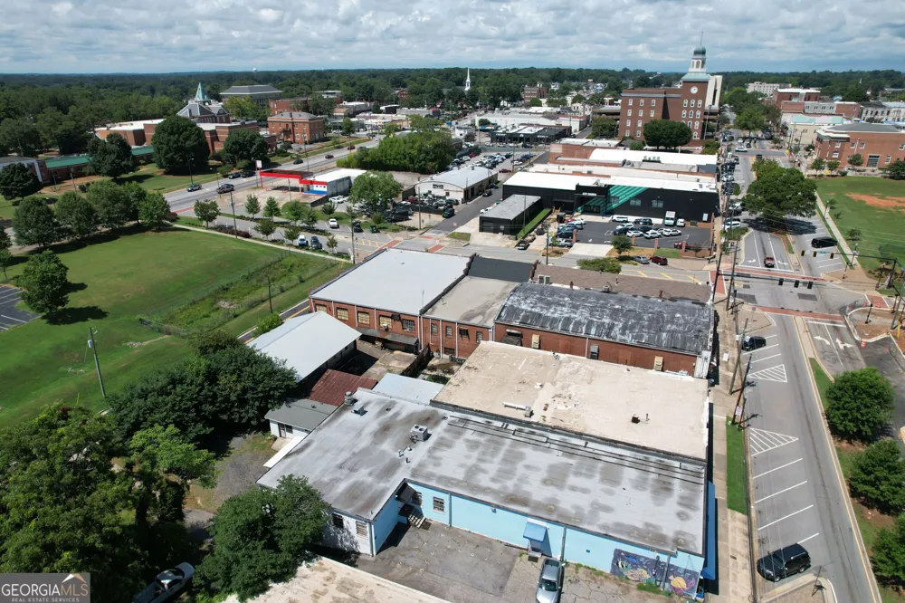 318 E Solomon ST Griffin, GA 30223
