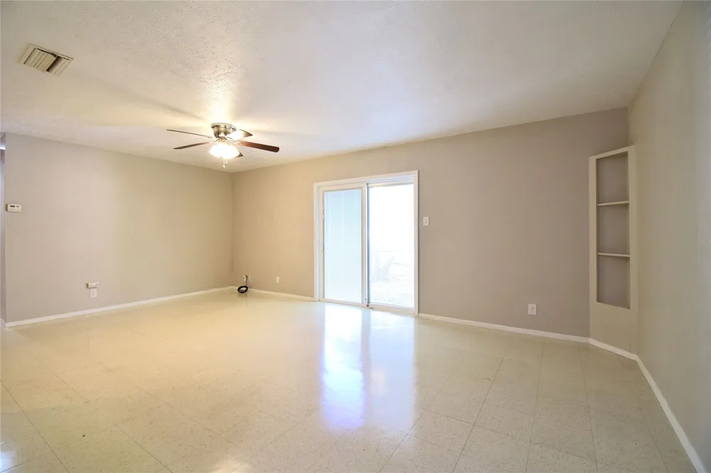 5936 Cherry Loop #B Austin, TX 78745