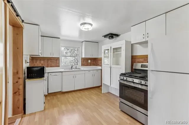 301 Genevas Way Black Hawk, CO 80422