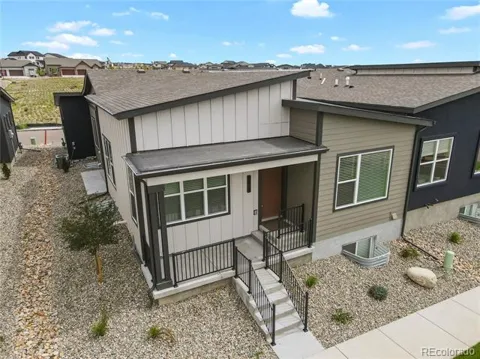 9412 Roseate View