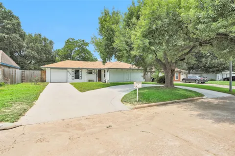 6322 King Post Drive