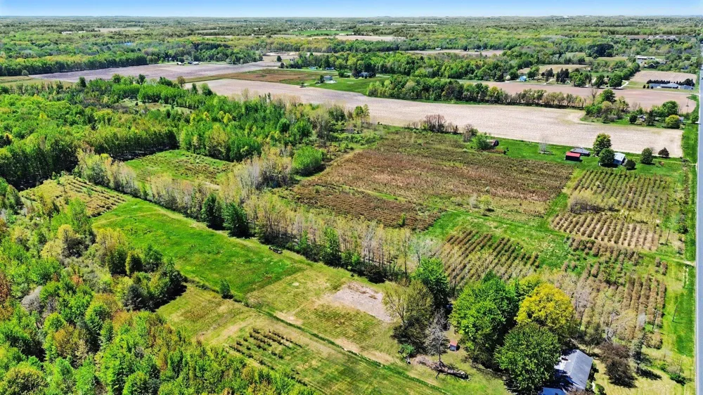 61199 County Road 380 Bangor, MI 49013