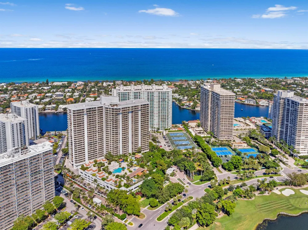 3701 COUNTRY CLUB DRIVE #404 Aventura, FL 33180