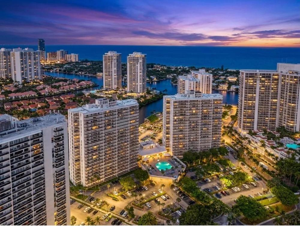 3701 COUNTRY CLUB DRIVE #404 Aventura, FL 33180