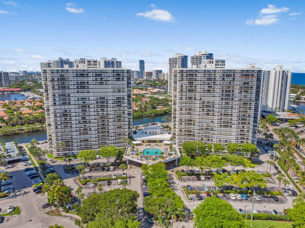 3701 COUNTRY CLUB DRIVE #404 Aventura, FL 33180