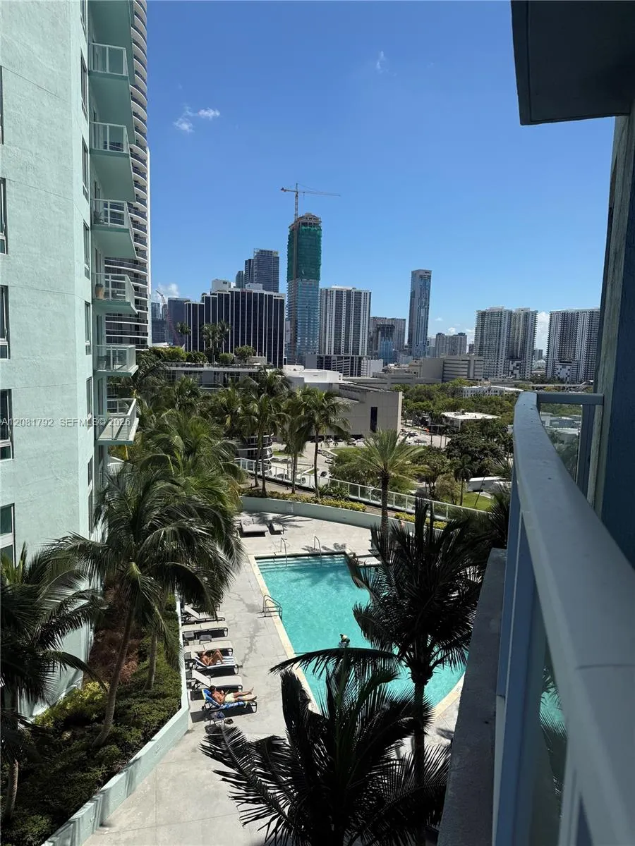 1900 Bayshore Dr #1517 Miami, FL 33132