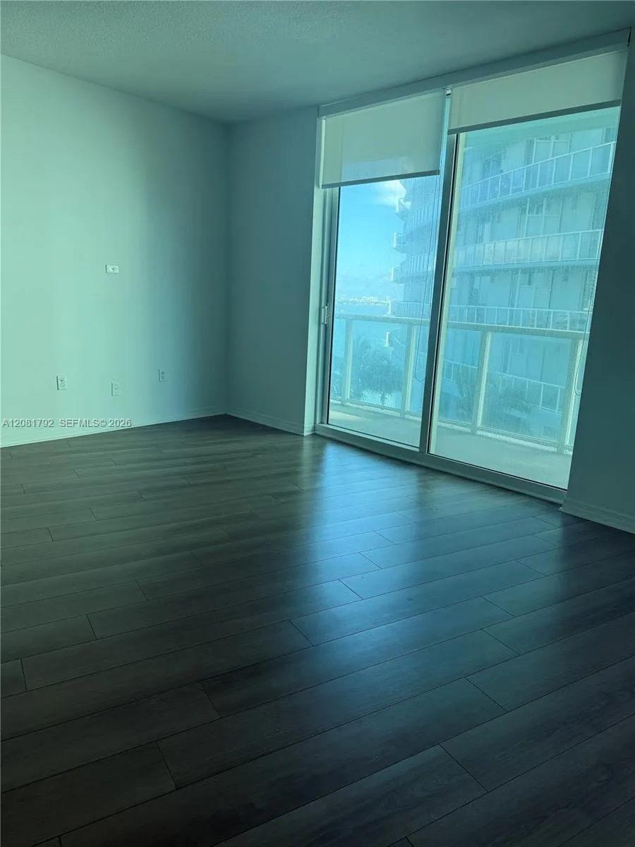 1900 Bayshore Dr #1517 Miami, FL 33132