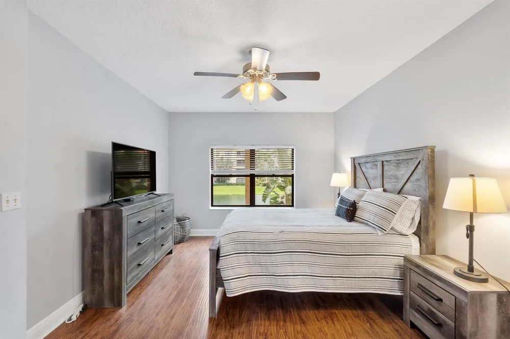 800 Uno Lago Drive #204 Juno Beach, FL 33408