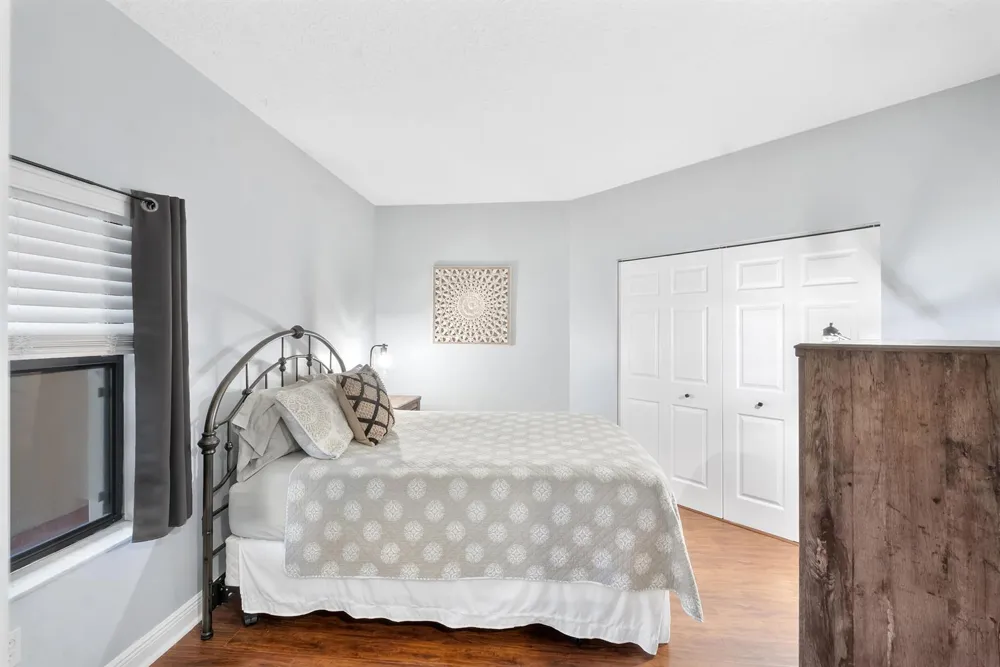 800 Uno Lago Drive #204 Juno Beach, FL 33408