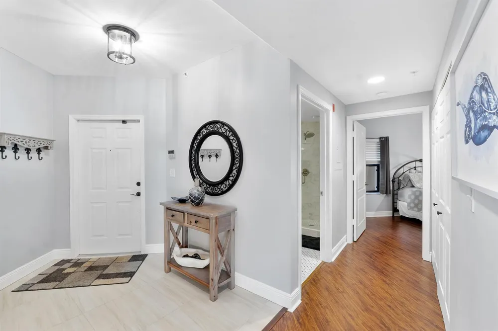 800 Uno Lago Drive #204 Juno Beach, FL 33408