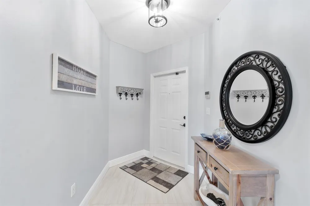 800 Uno Lago Drive #204 Juno Beach, FL 33408