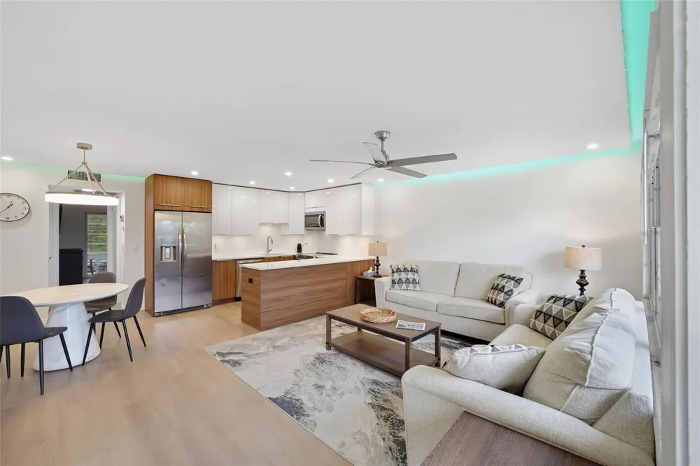 3034 BERKSHIRE B #3034 Deerfield Beach, FL 33442