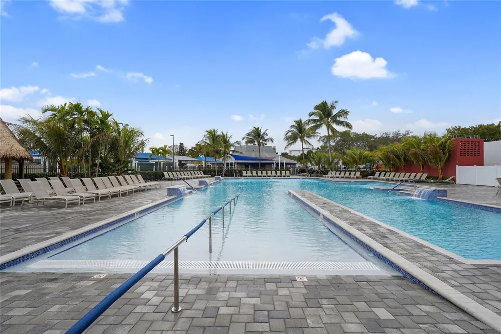3034 BERKSHIRE B #3034 Deerfield Beach, FL 33442