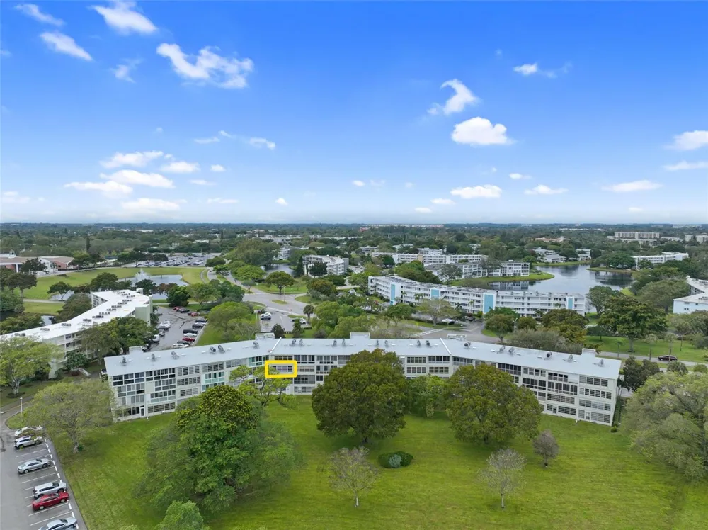 3034 BERKSHIRE B #3034 Deerfield Beach, FL 33442