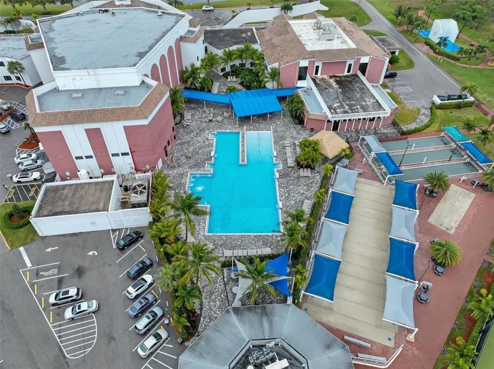 3034 BERKSHIRE B #3034 Deerfield Beach, FL 33442