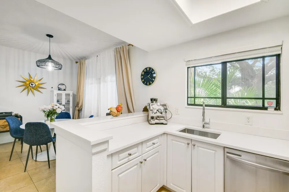 2916 TUSCANY COURT #104 Palm Beach Gardens, FL 33410
