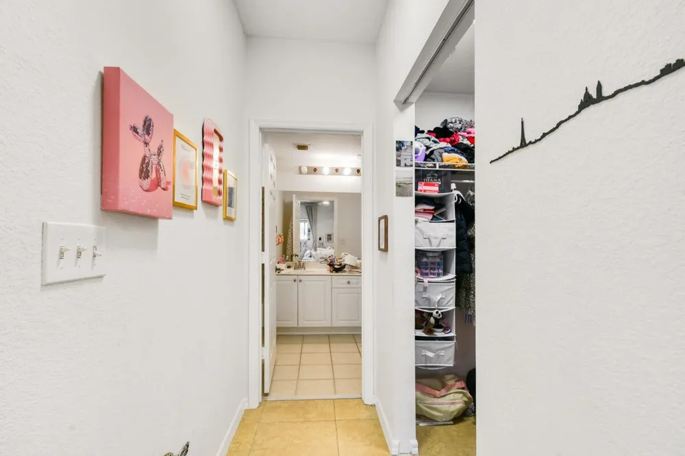 2916 TUSCANY COURT #104 Palm Beach Gardens, FL 33410