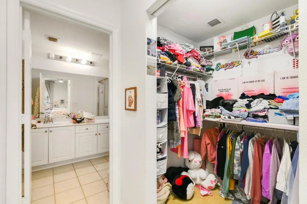 2916 TUSCANY COURT #104 Palm Beach Gardens, FL 33410