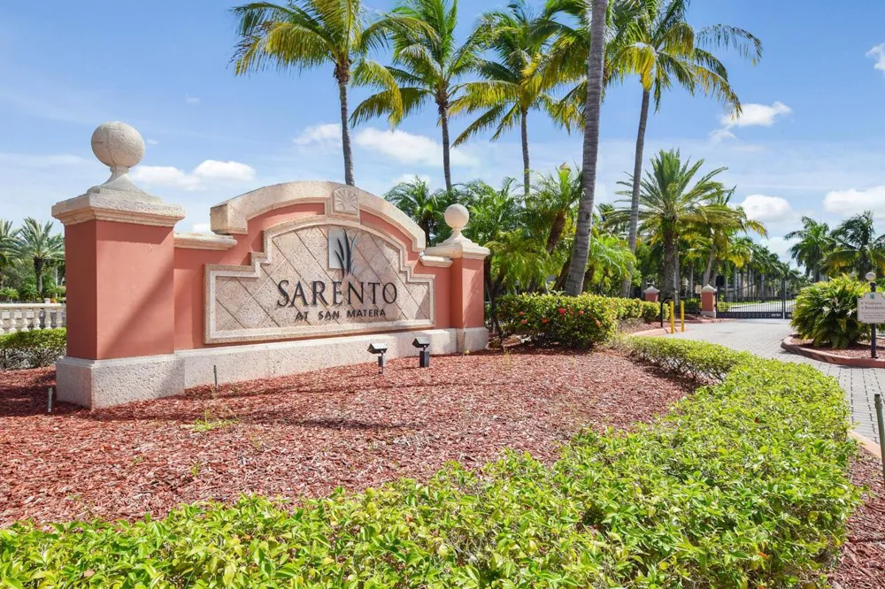 2916 TUSCANY COURT #104 Palm Beach Gardens, FL 33410